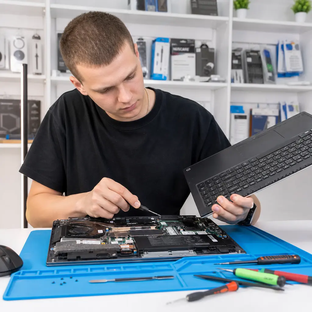 заменить клавиатуру на ноутбуке Acer в Нахабино