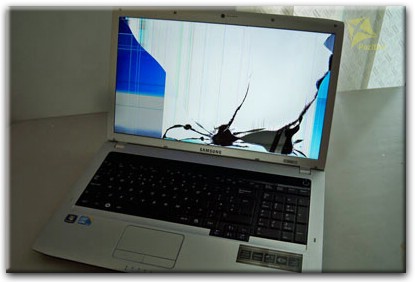 замена матрицы на ноутбуке Samsung в Нахабино